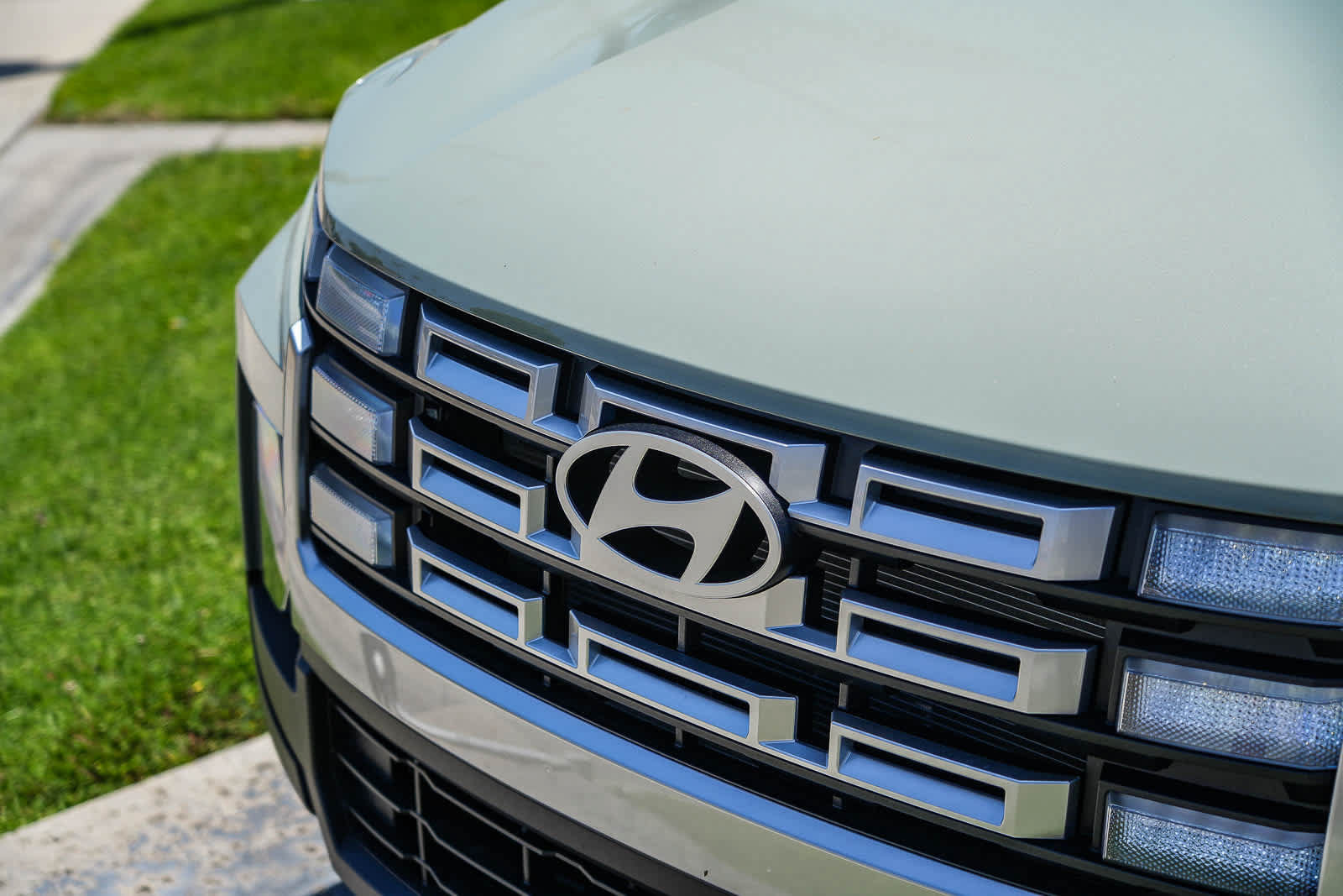 New 2026 Hyundai Santa Cruz SEL FWD image 3