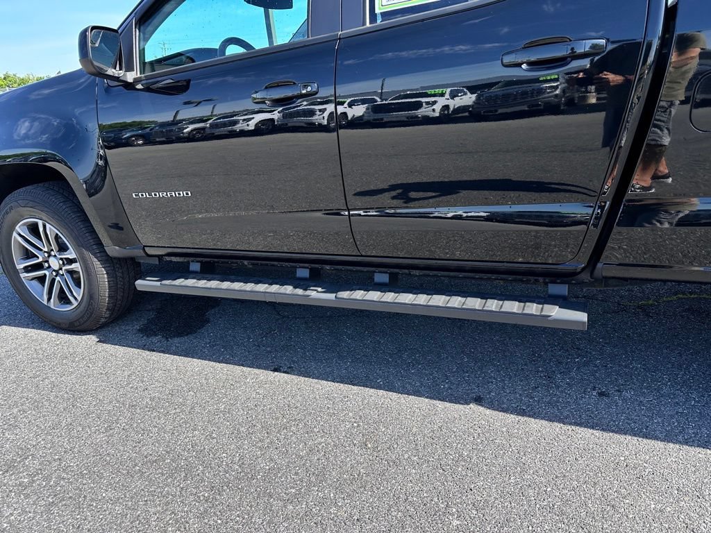Certified 2021 Chevrolet Colorado W/T w/ Custom Special Edition AWD/4WD image 35