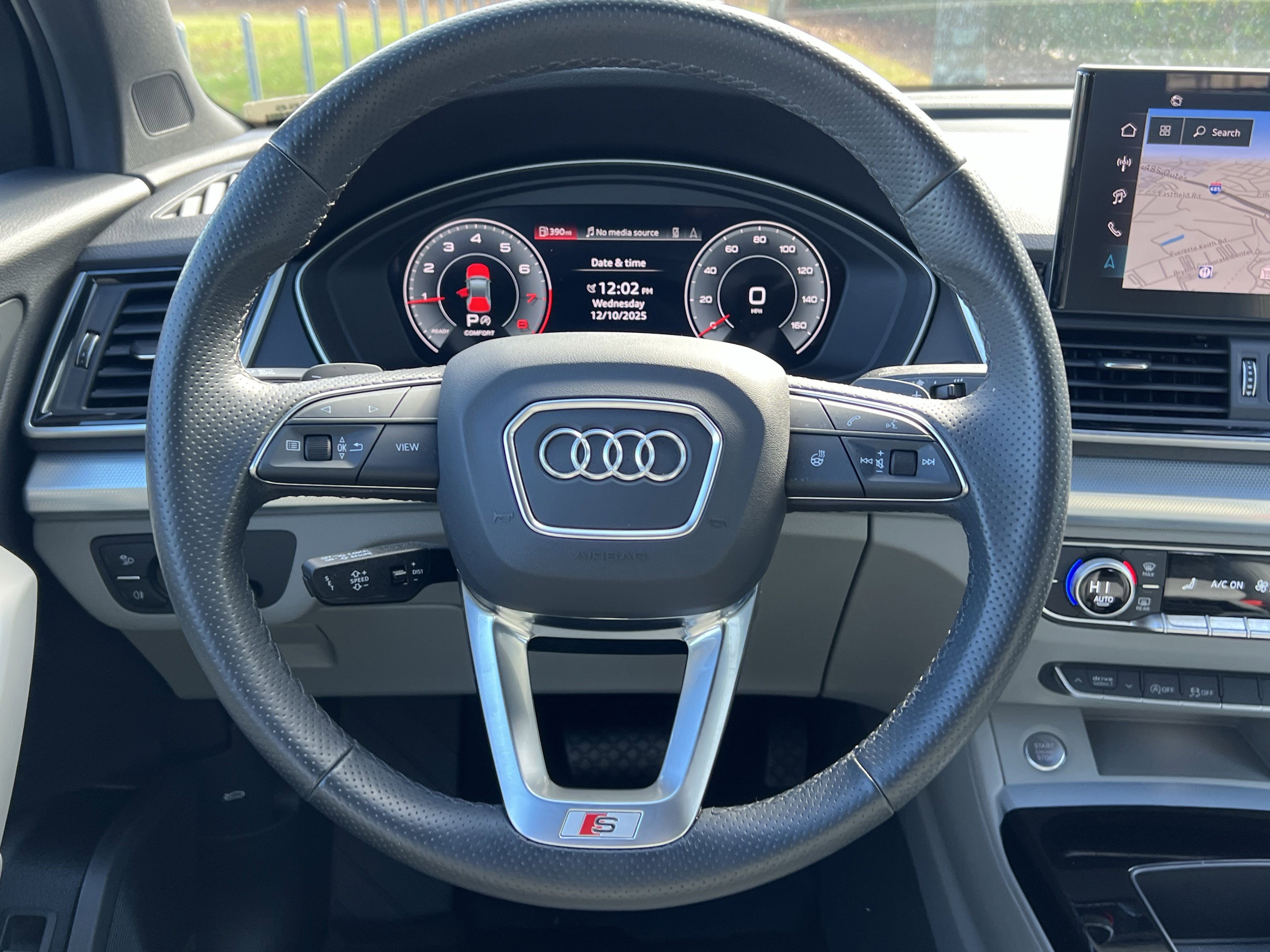 Certified 2024 Audi Q5 2.0T Premium Plus w/ Premium Plus Package image 18