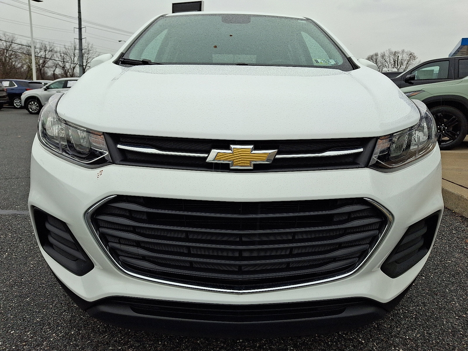 Certified 2022 Chevrolet Trax LS w/ Tint and Cruise Package image 2