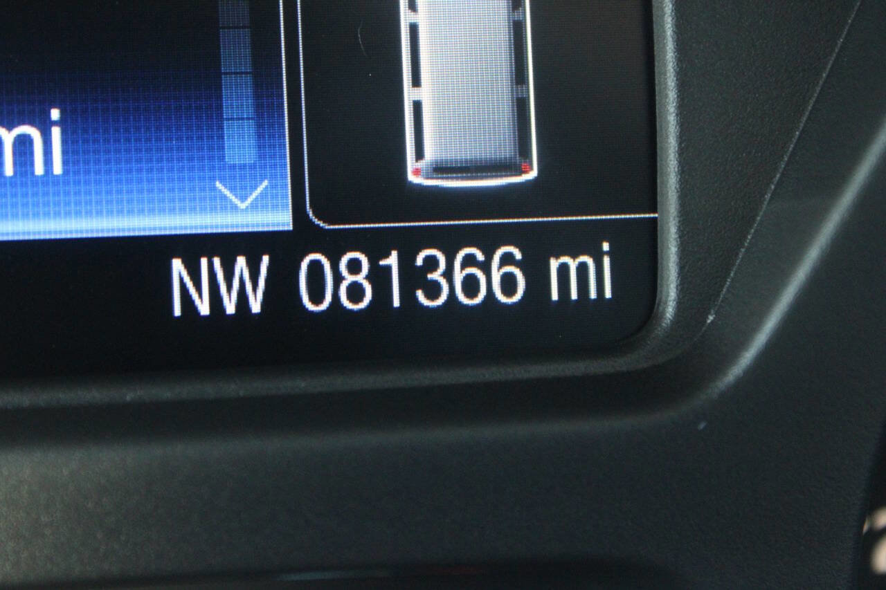 Used 2019 Ford Transit 150 XLT image 13