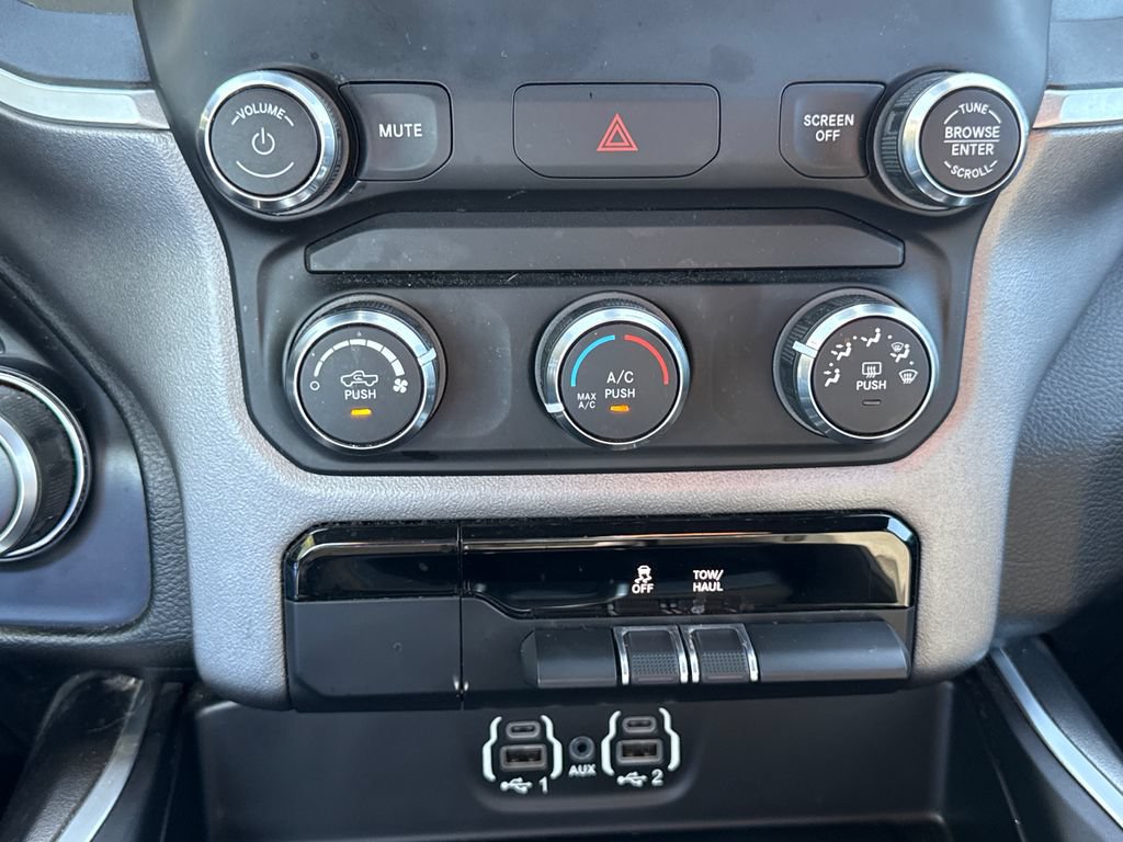 Used 2020 RAM 1500 Big Horn AWD/4WD image 24