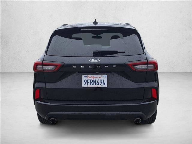 Used 2023 Ford Escape ST-Line image 6