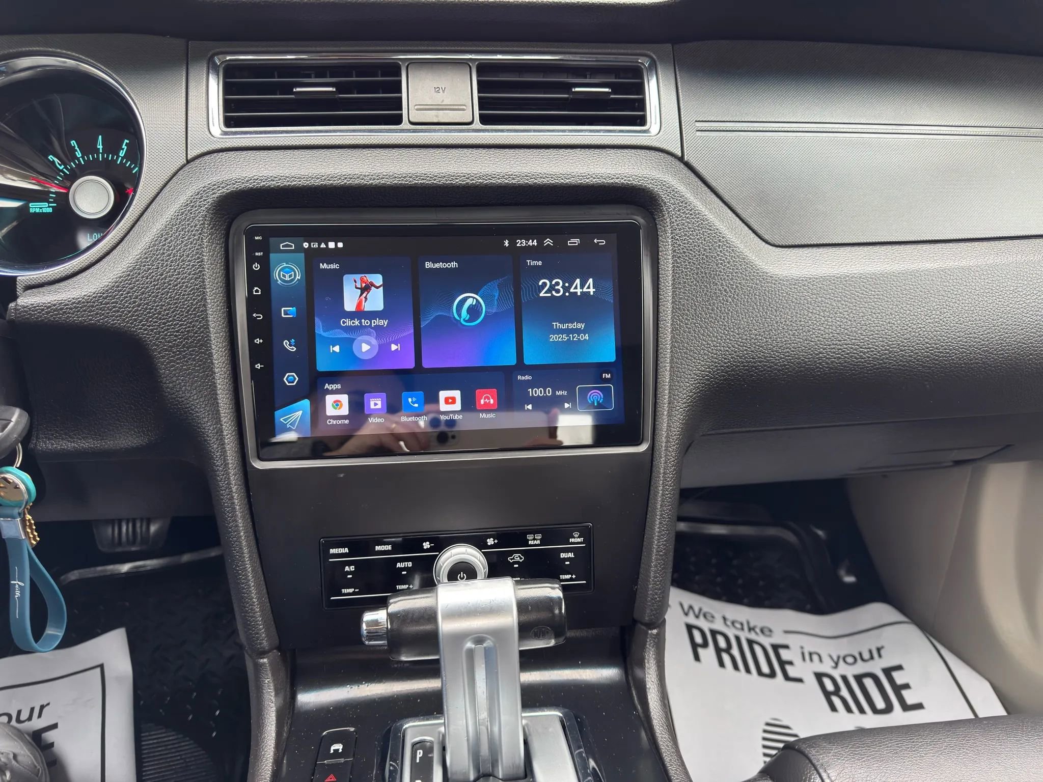 Used 2010 Ford Mustang Coupe image 23