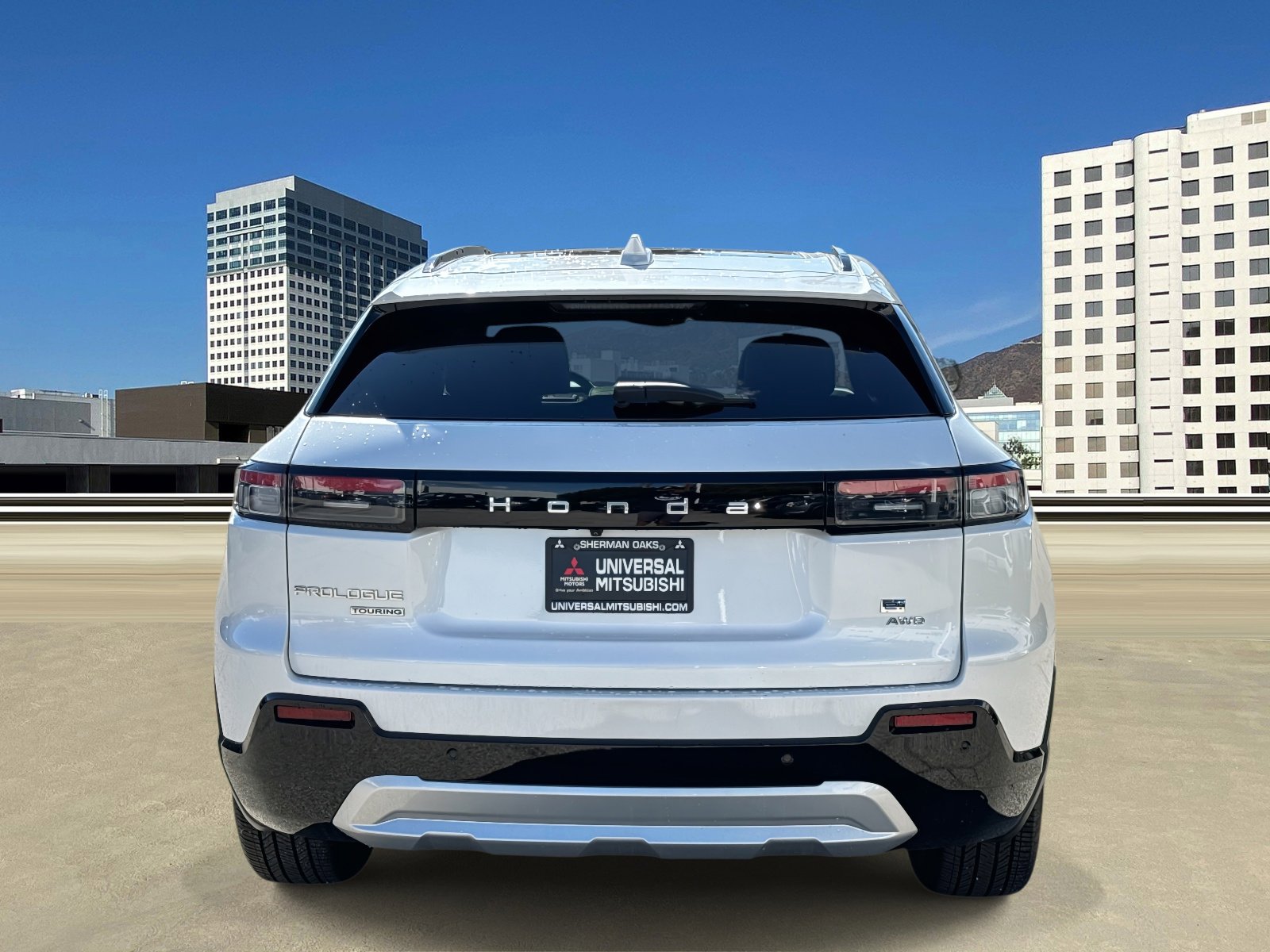 Used 2024 Honda Prologue Touring image 4