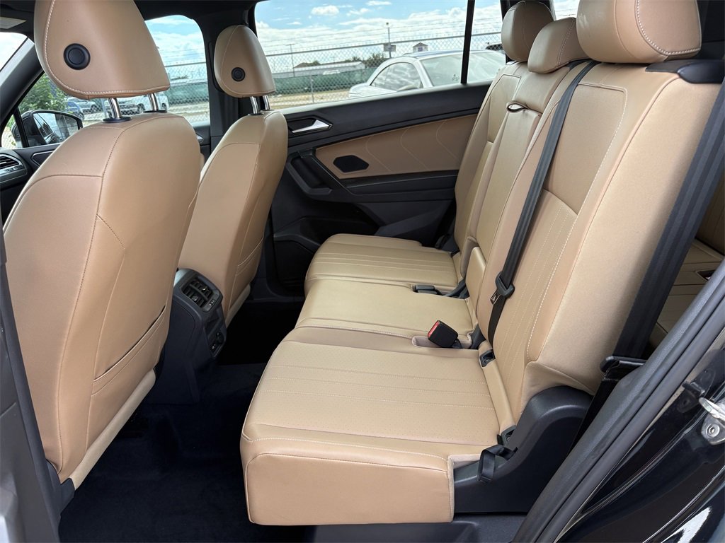 Used 2022 Volkswagen Tiguan SE image 25