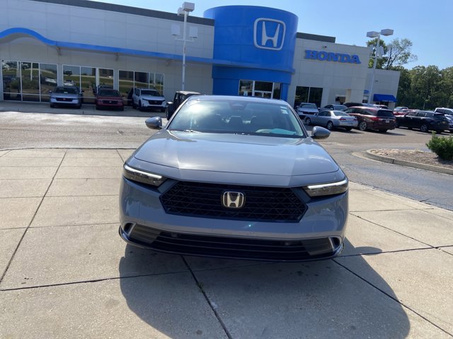 Used 2025 Honda Accord EX-L image 3