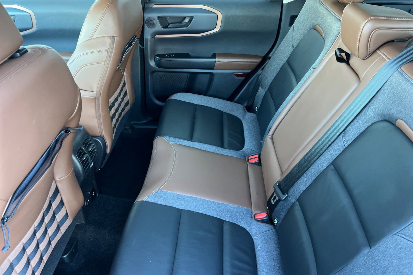 Used 2022 Ford Bronco Sport Outer Banks w/ Tech Package image 12