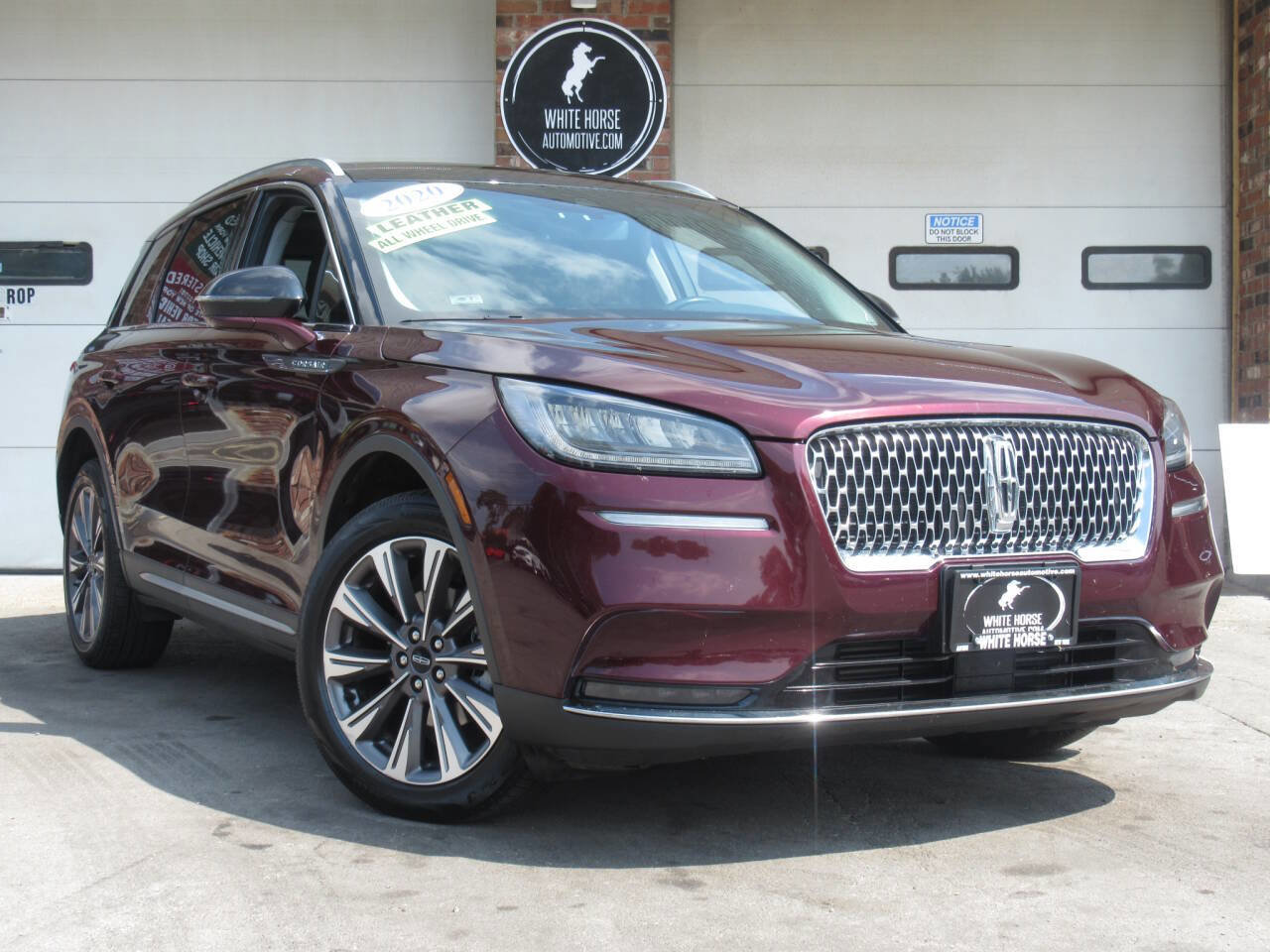 Used 2020 Lincoln Corsair Reserve w/ Elements Package image 2