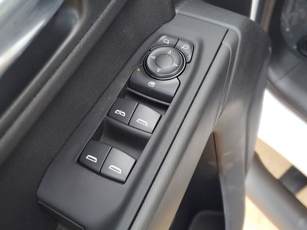 New 2026 Chevrolet Silverado 1500 Custom Trail Boss w/ LPO, Dark Essentials Package AWD/4WD image 19