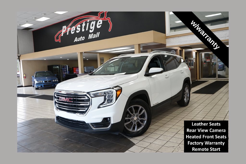 Used 2023 GMC Terrain SLT FWD image 1
