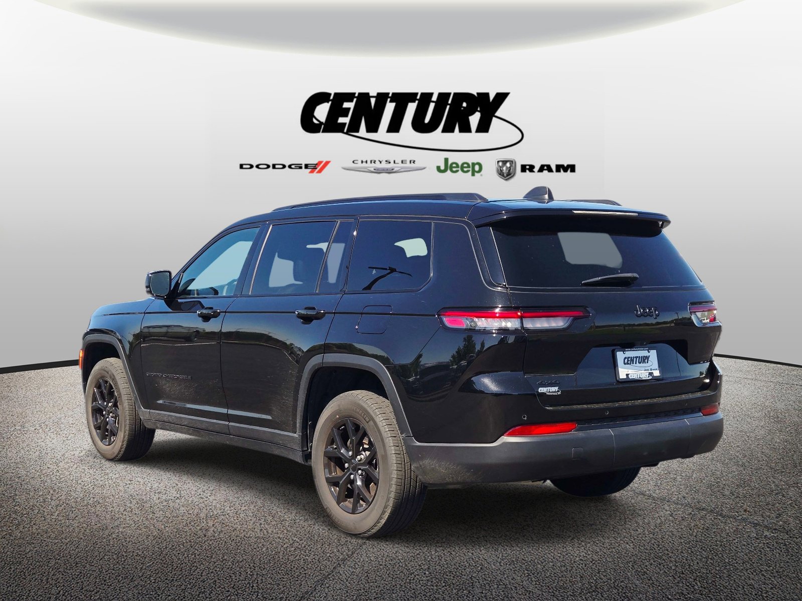 Used 2024 Jeep Grand Cherokee L Altitude AWD/4WD image 6