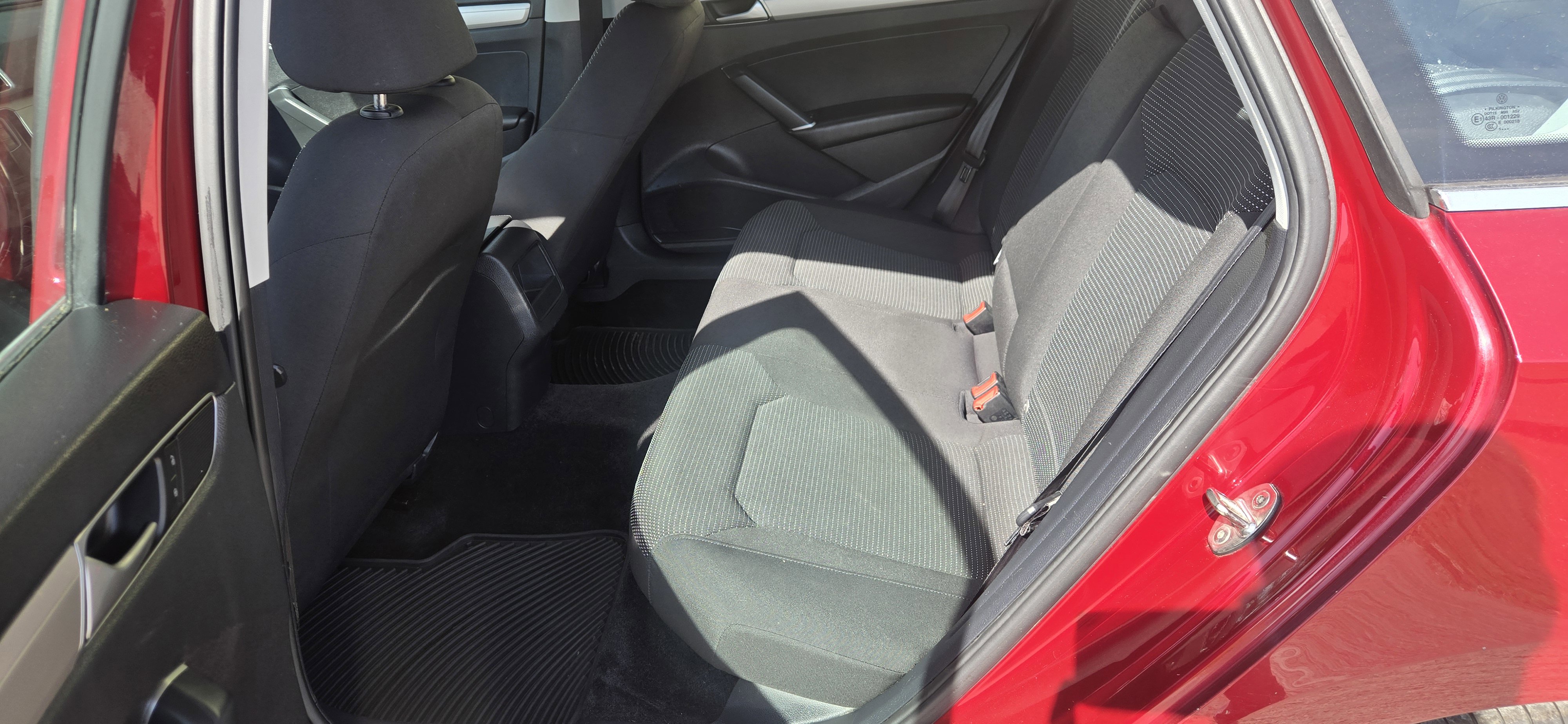 Used 2016 Volkswagen Passat 1.8T S image 17