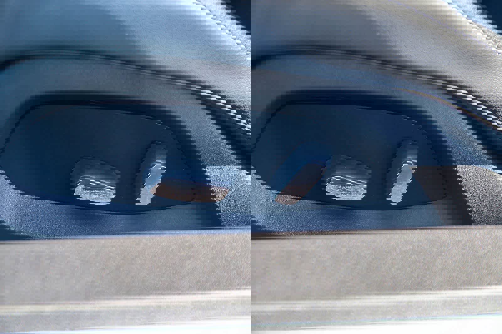 Used 2023 Chevrolet Corvette Stingray Coupe w/ Z51 Performance Package image 20