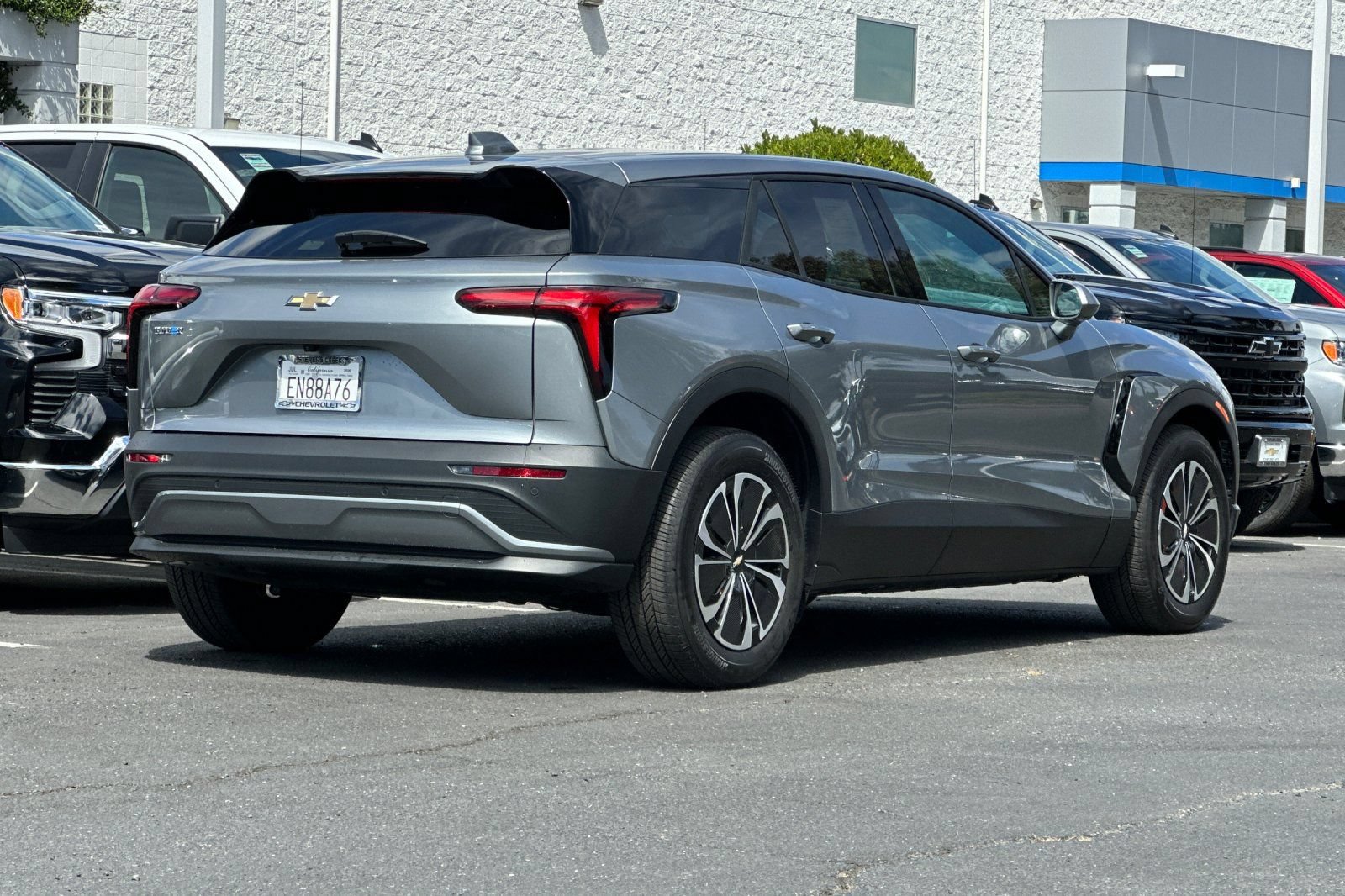 Used 2026 Chevrolet Blazer EV LT FWD image 5
