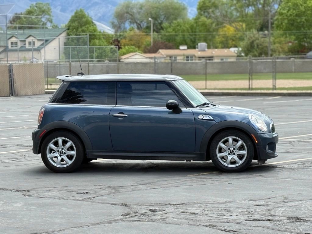Used 2010 MINI Cooper S FWD image 4