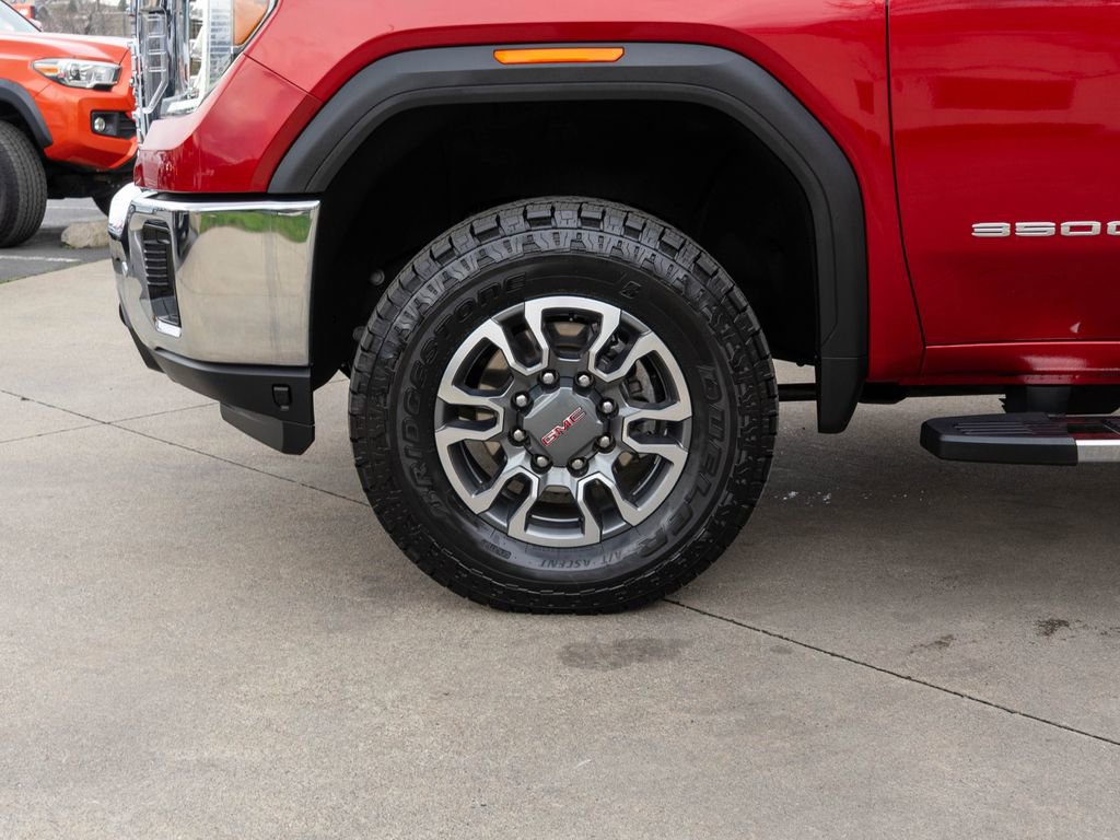 Used 2021 GMC Sierra 3500 SLT w/ SLT Premium Package image 32