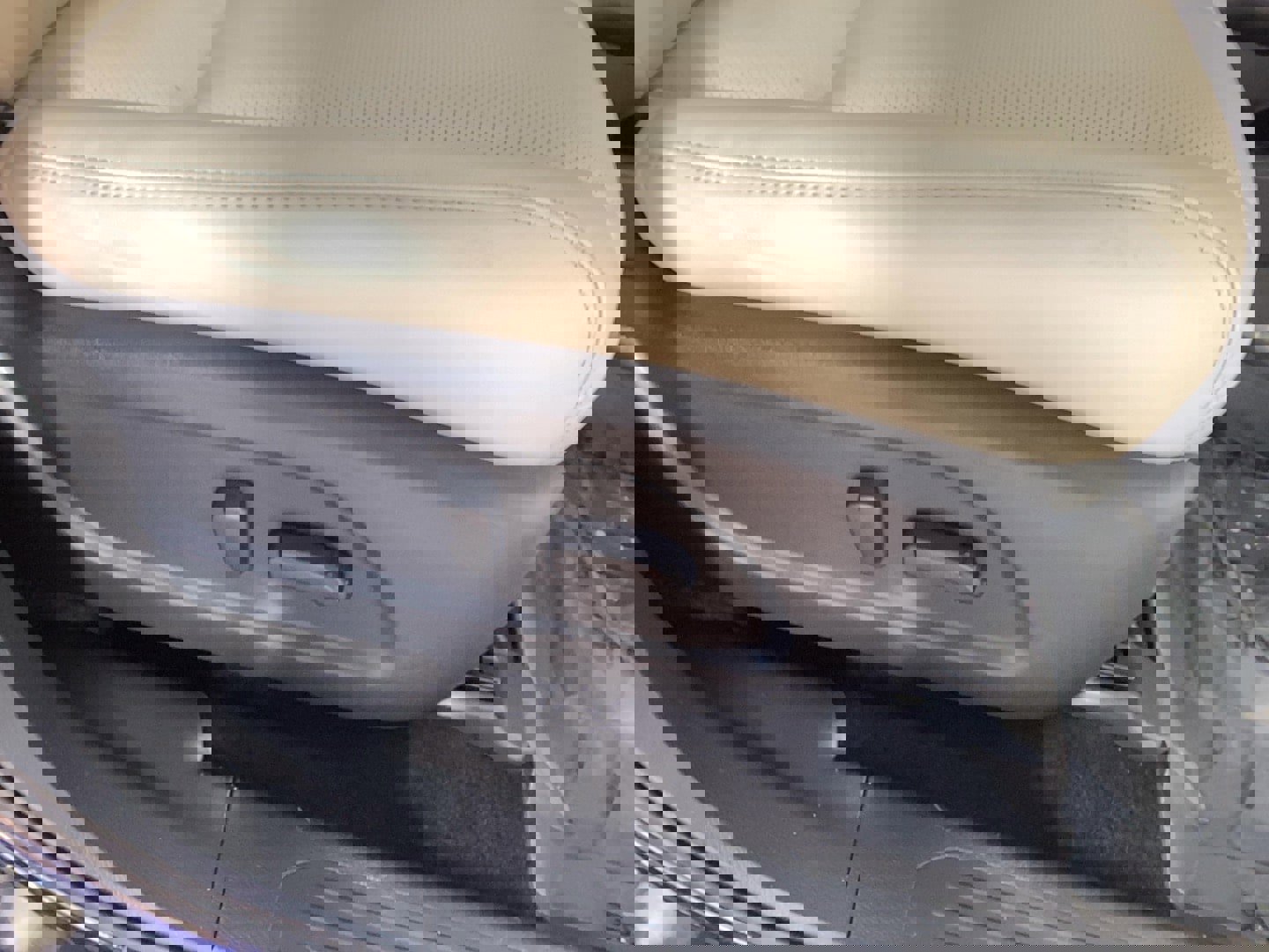 Used 2023 Nissan Murano SL w/ SL Moonroof Package image 9