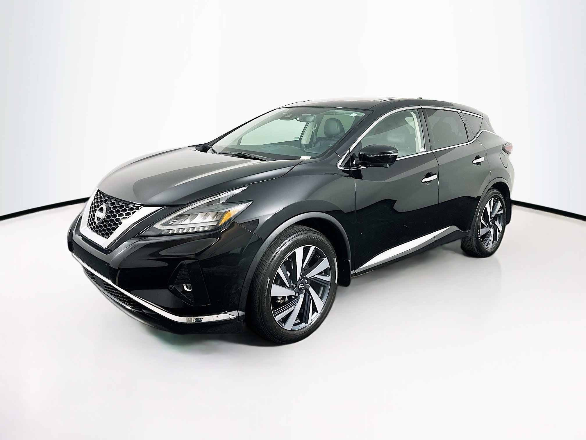 Used 2024 Nissan Murano SL image 3