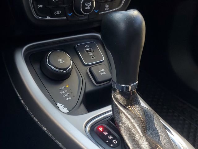 Used 2018 Jeep Compass Latitude w/ Popular Equipment Group image 30