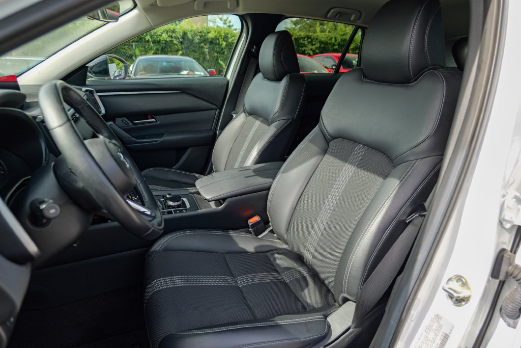 Used 2024 MAZDA CX-50 AWD 2.5 S w/ Cargo Package image 21
