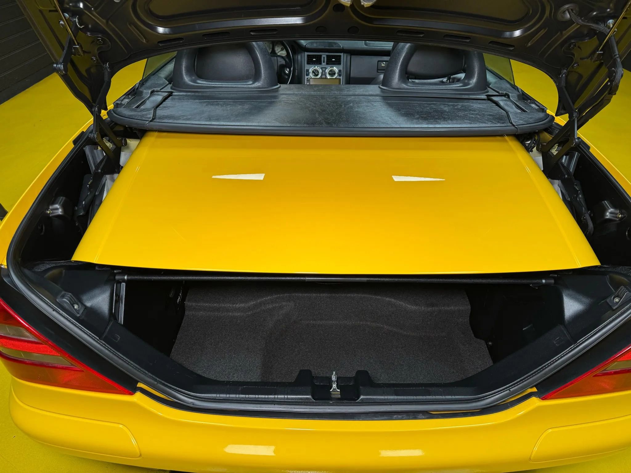 Used 1998 Mercedes-Benz SLK 230 image 13