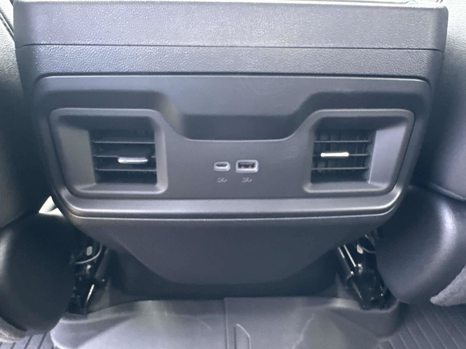 New 2026 Chevrolet Silverado 1500 RST w/ RST All Star Premium Package AWD/4WD image 9