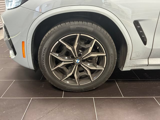 Used 2023 BMW X4 xDrive30i w/ M Sport Package AWD/4WD image 28