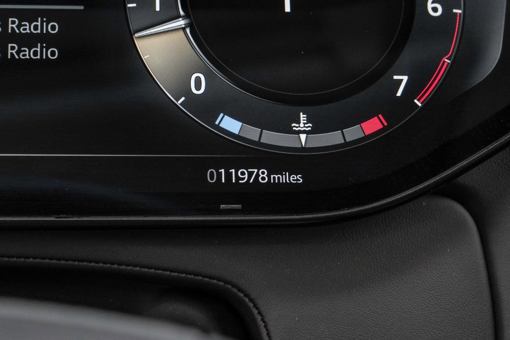 Used 2023 Land Rover Range Rover First Edition image 24