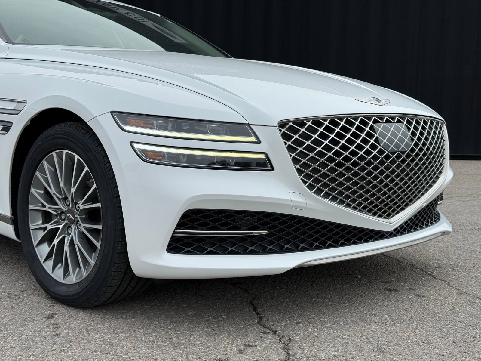 Used 2023 Genesis G80 2.5T image 4