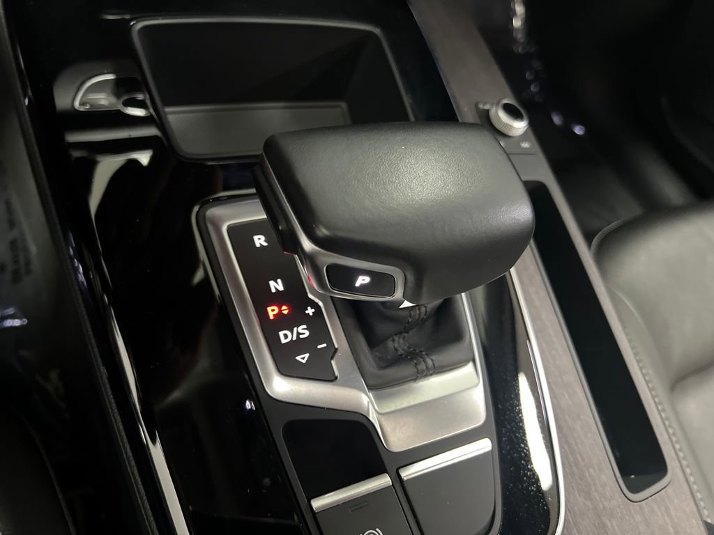 Used 2021 Audi Q5 2.0T Premium w/ Convenience Package image 26