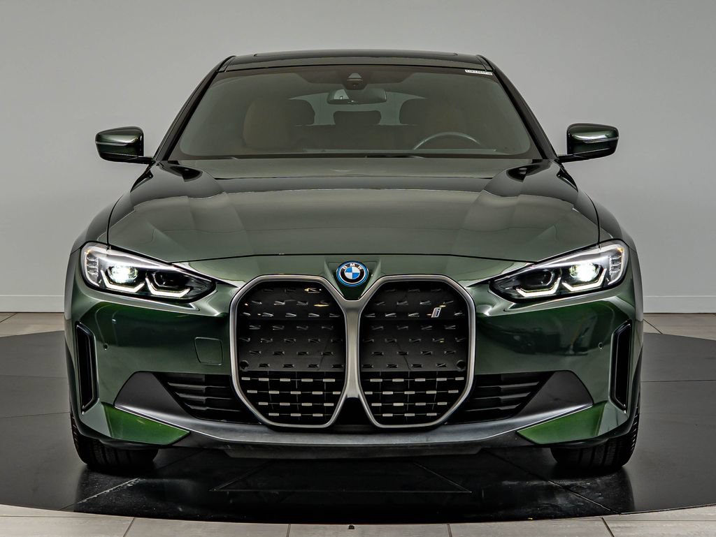 Used 2023 BMW i4 eDrive35 w/ Premium Package RWD image 2