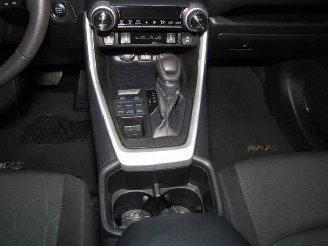 Used 2025 Toyota RAV4 XLE w/ Weather Package AWD/4WD image 16