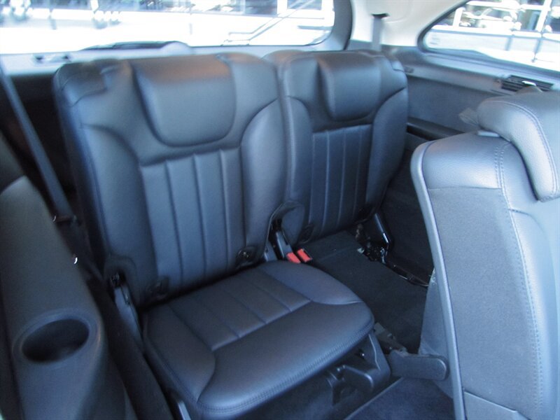Used 2008 Mercedes-Benz R 350 4MATIC image 29