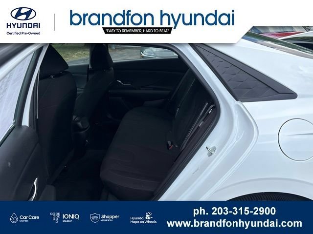 Certified 2024 Hyundai Elantra SEL FWD image 23