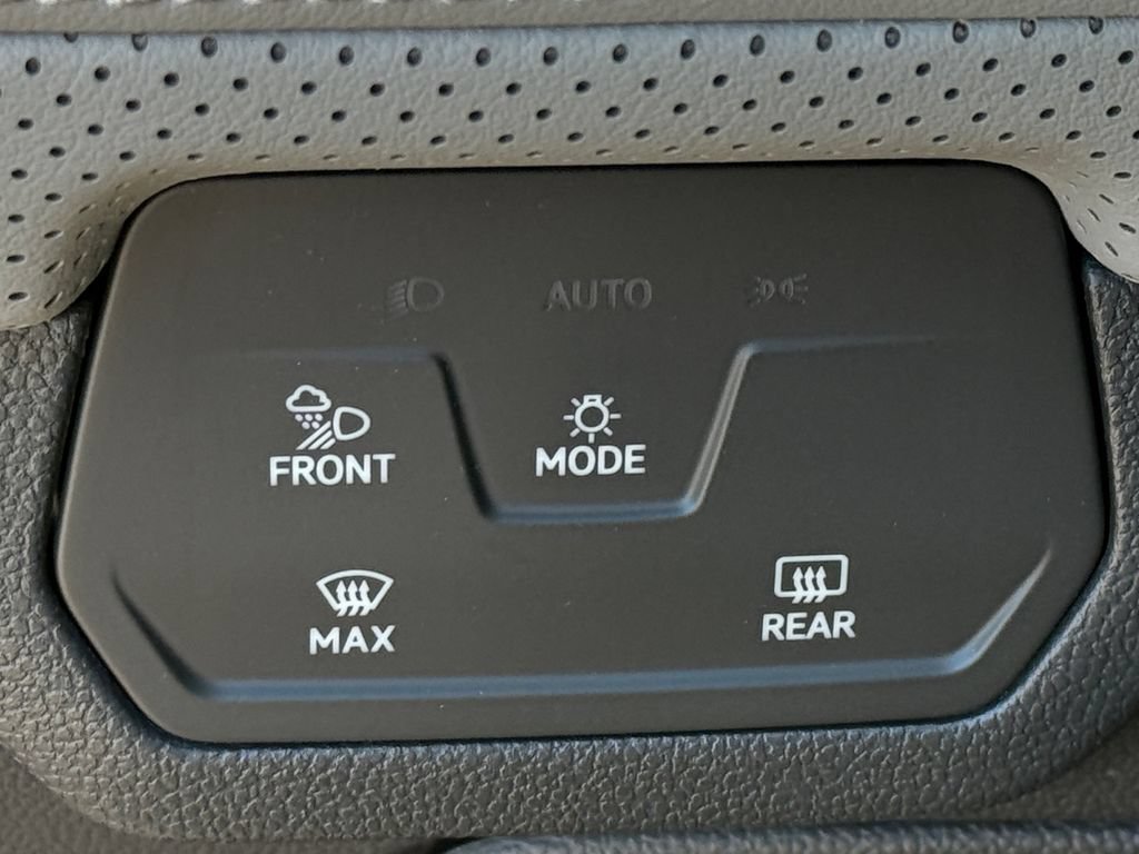 New 2026 Volkswagen Atlas Peak Edition AWD/4WD image 24