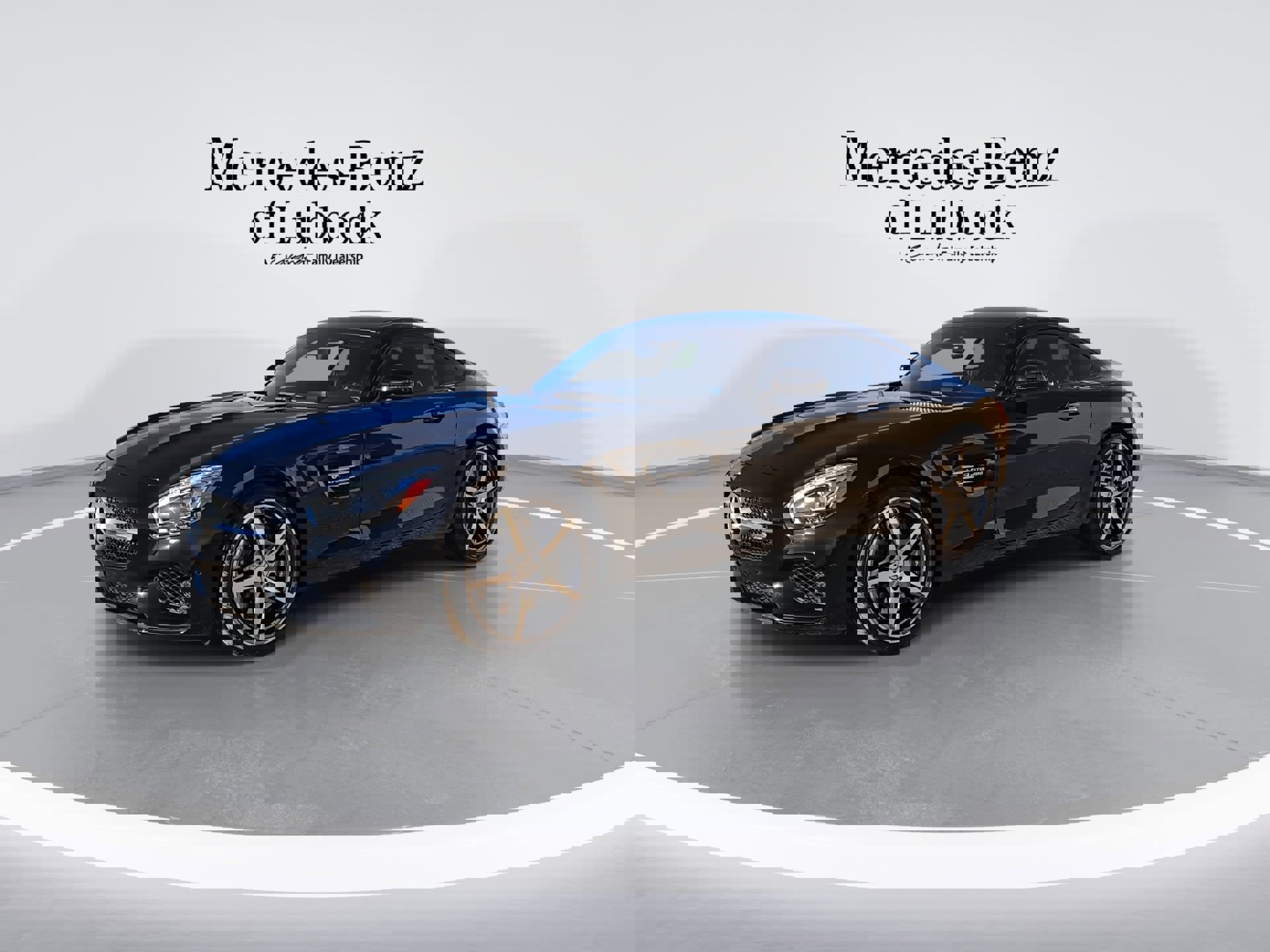 Used 2017 Mercedes-Benz AMG GT Coupe image 4