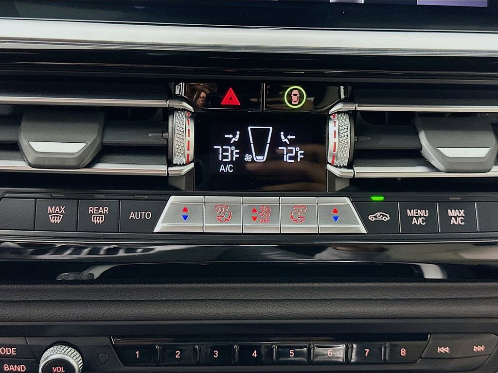 Certified 2024 BMW Z4 sDrive30i w/ Driving Assistance Package image 16