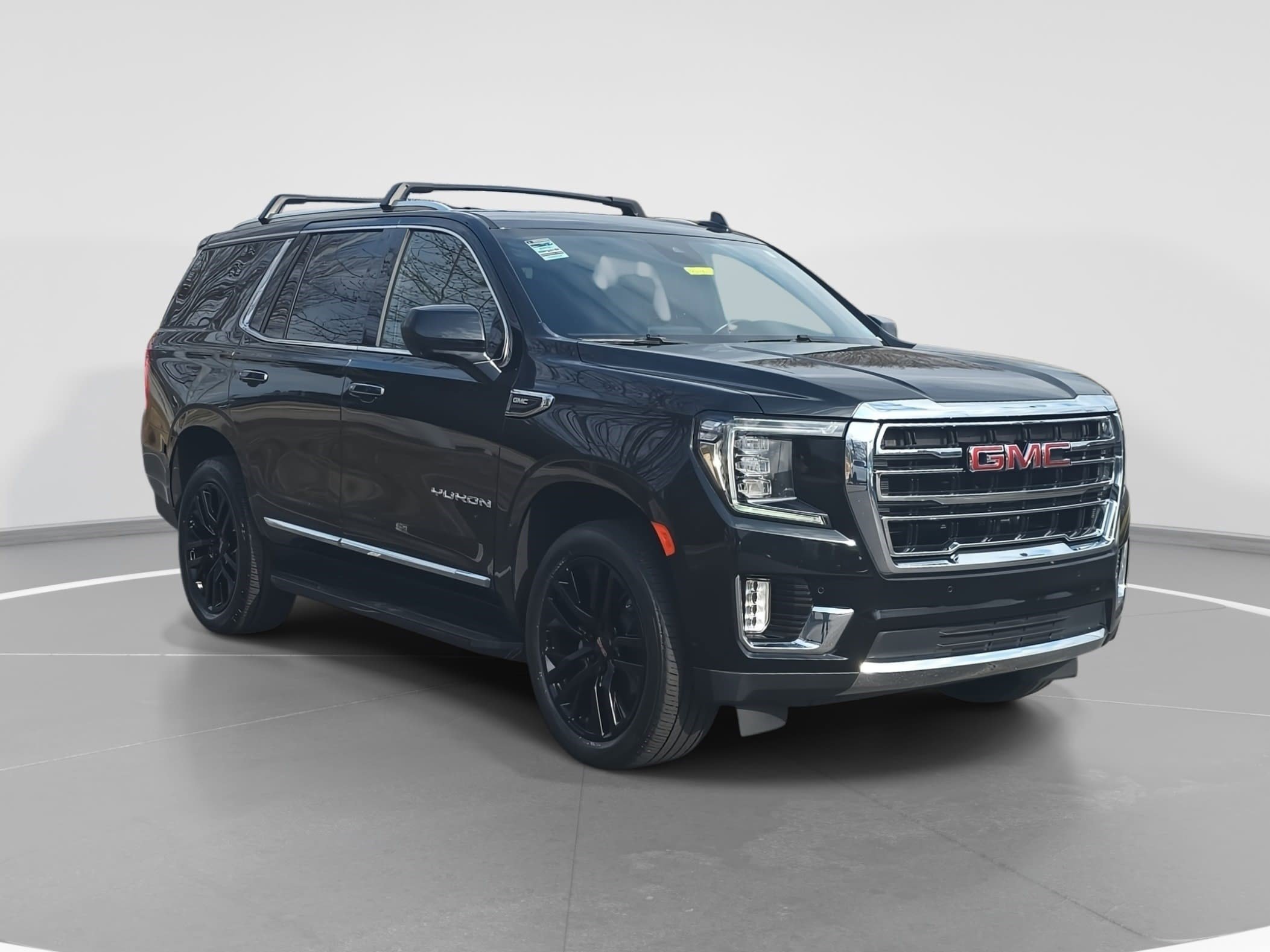 Used 2023 GMC Yukon SLT image 3