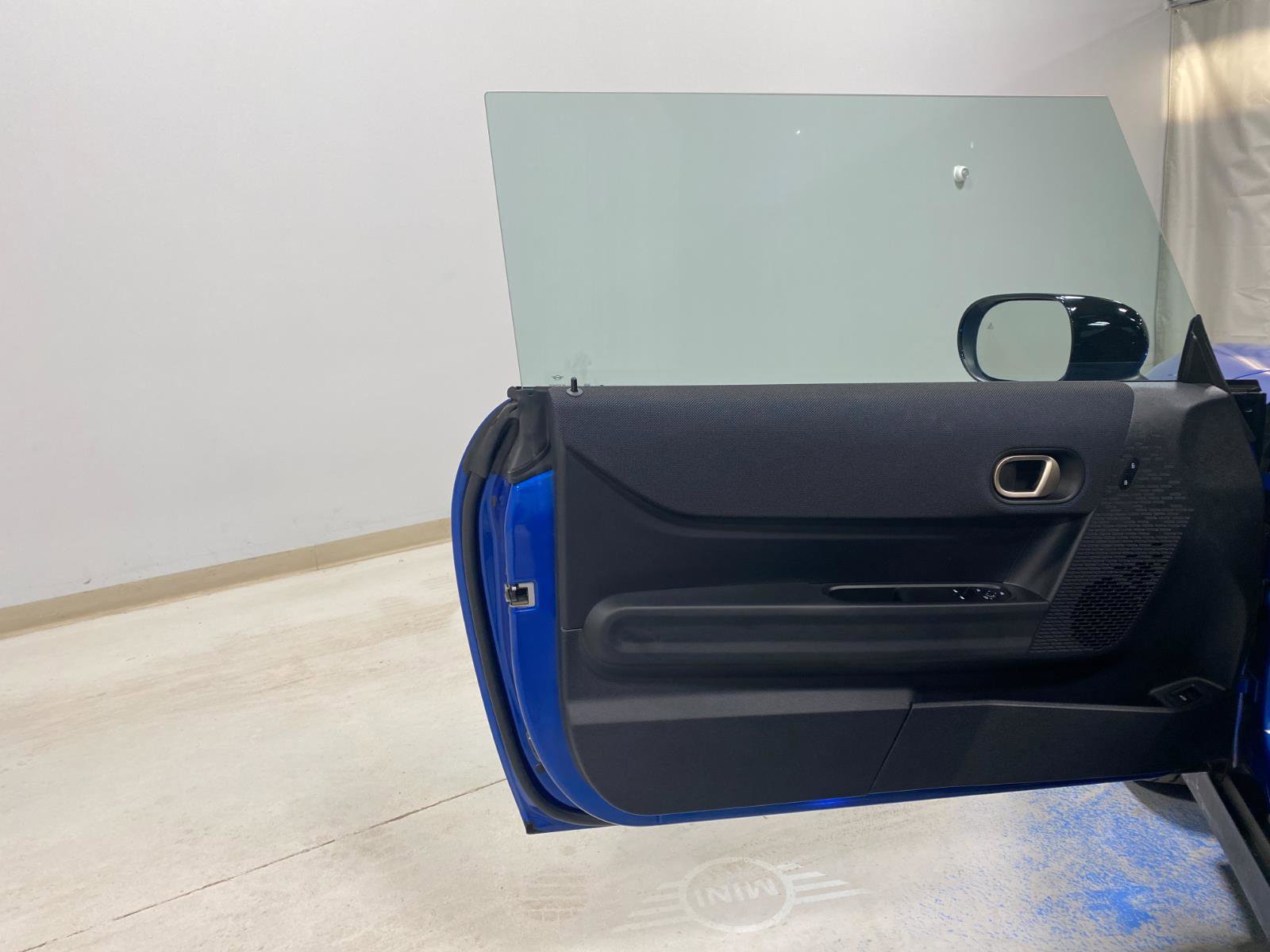 Certified 2025 MINI Cooper S image 19