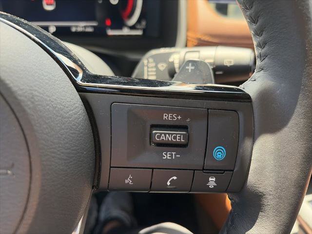 Certified 2024 Nissan Rogue Platinum w/ Platinum Premium Package FWD image 17