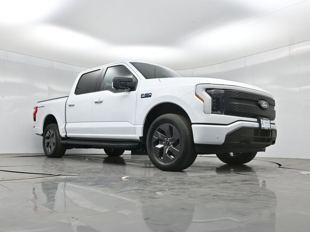 Used 2024 Ford F150 Lightning Flash w/ Max Trailer Tow Package AWD/4WD image 40
