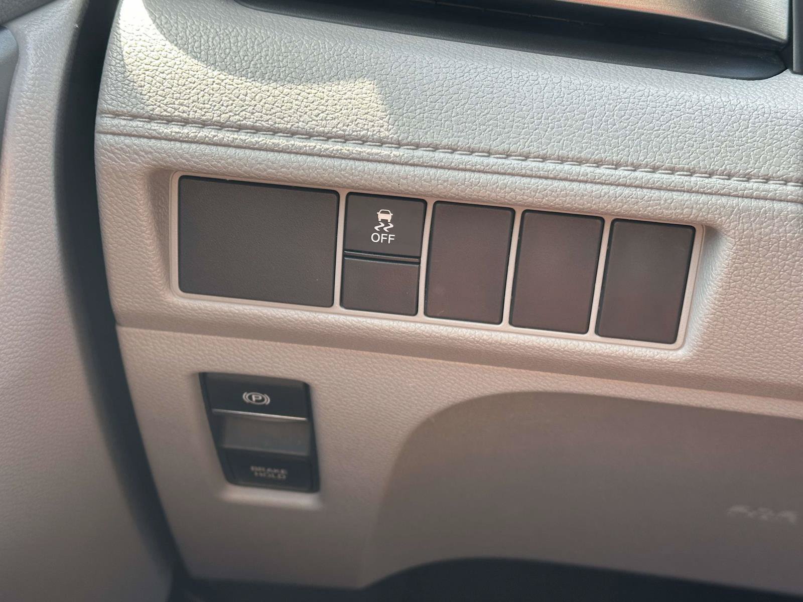 Used 2020 Honda Odyssey LX image 19