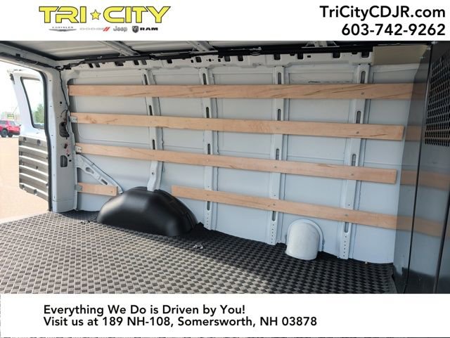 Used 2024 GMC Savana 2500 w/ Driver Convenience Package image 28