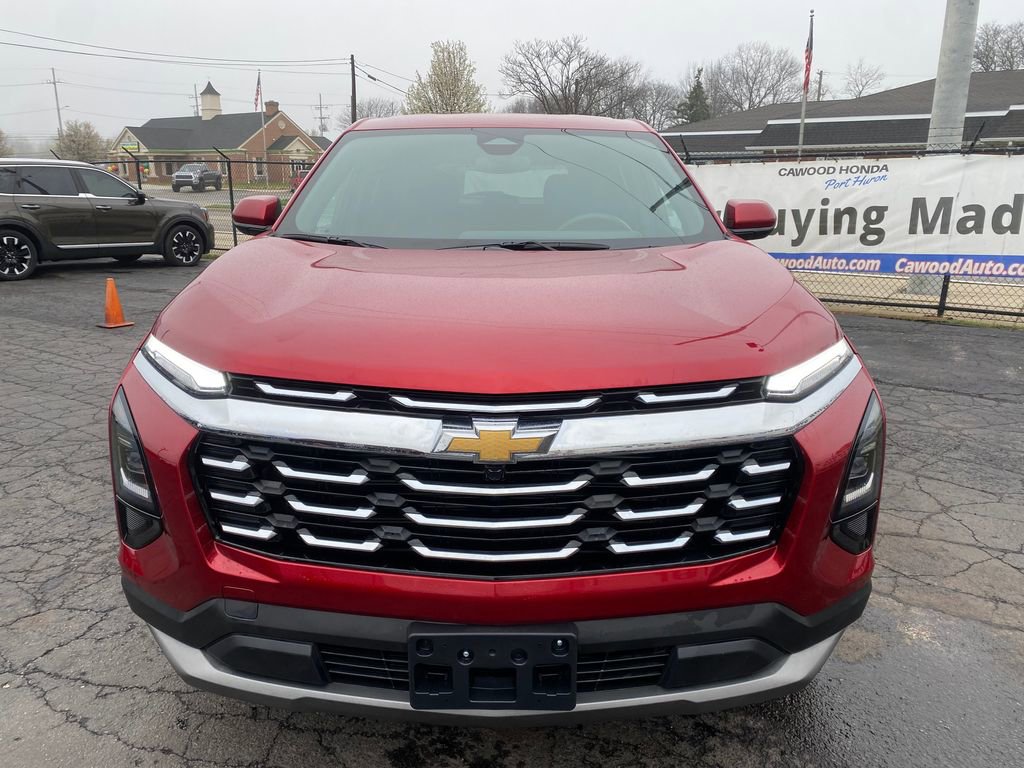 Used 2026 Chevrolet Equinox LT AWD/4WD image 8