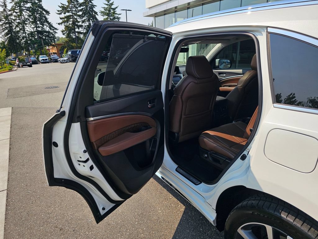 Used 2020 Acura MDX w/ Advance Package AWD/4WD image 16