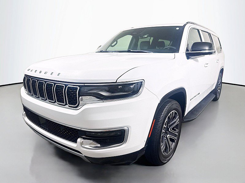 Used 2023 Jeep Wagoneer L Series II AWD/4WD image 3