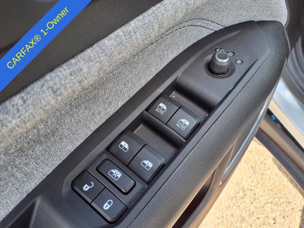 Used 2025 Jeep Compass Latitude image 17