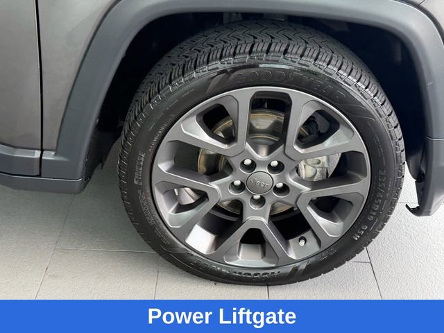 Used 2021 Jeep Compass Latitude w/ Driver Assistance Group FWD image 16