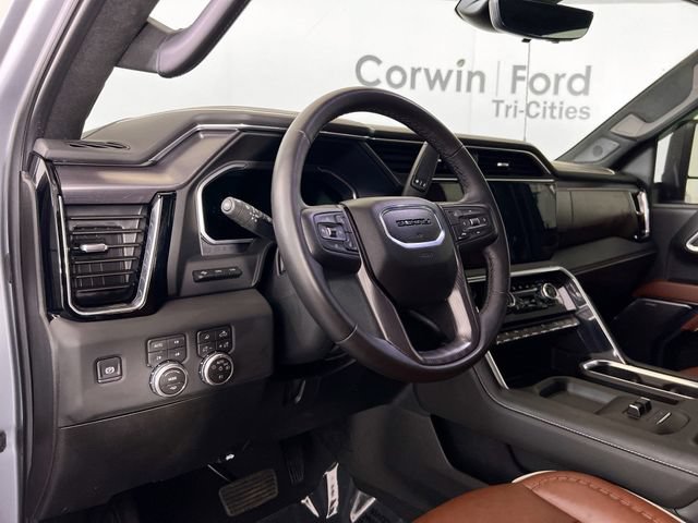 Used 2026 GMC Sierra 3500 Denali Ultimate AWD/4WD image 3